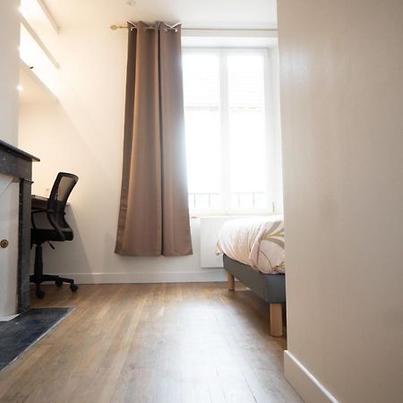 Appartement Cozy Avec Stationnement Gratuit Saint-André-les-Vergers Kültér fotó