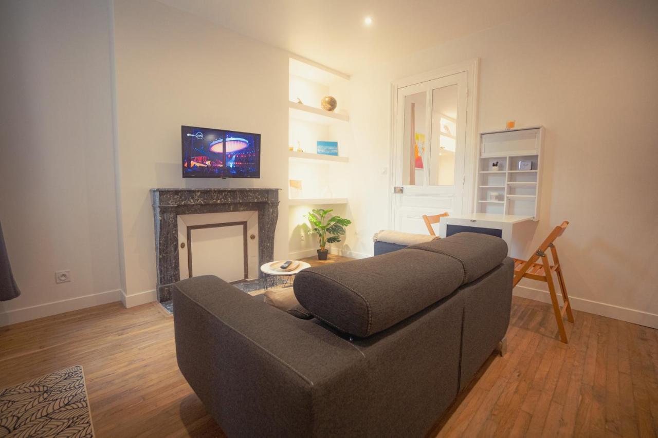 Appartement Cozy Avec Stationnement Gratuit Saint-André-les-Vergers Kültér fotó